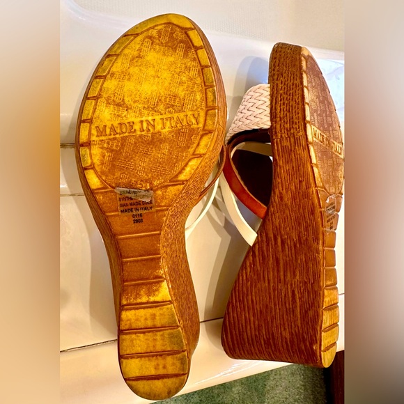 Nine West Sandals!/“Beach House”/Made in Italy! White/tan/size-7.5 - Picture 6 of 8